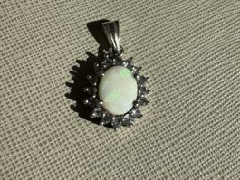Eleganter 925 Silber-Anhänger mit Opal