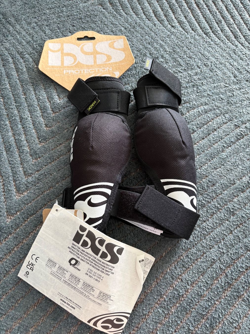 IXS Protezioni & Imbottiture: IXS Hack Evo elbow guards Kinder Large – Usato da Koppigen venduto da aline58
