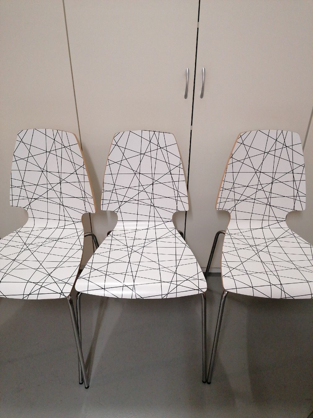 Ikea Stühle: 3 Ikea Stühle  – Gebraucht aus Kaltbrunn von Pitschifan 2