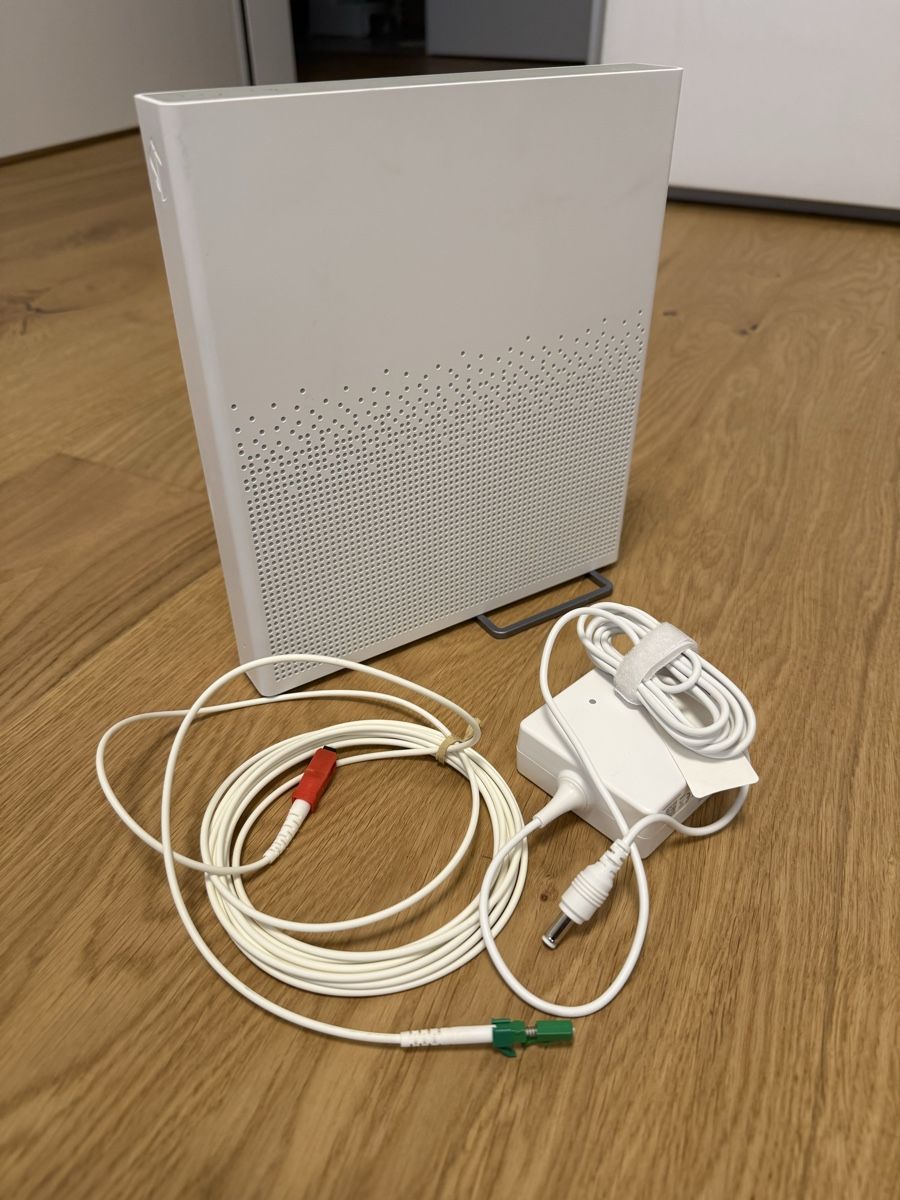 Swisscom Modems & Routeurs: Swisscom Internet-Box 4 – D'occasion à Opfikon par BananaGio01