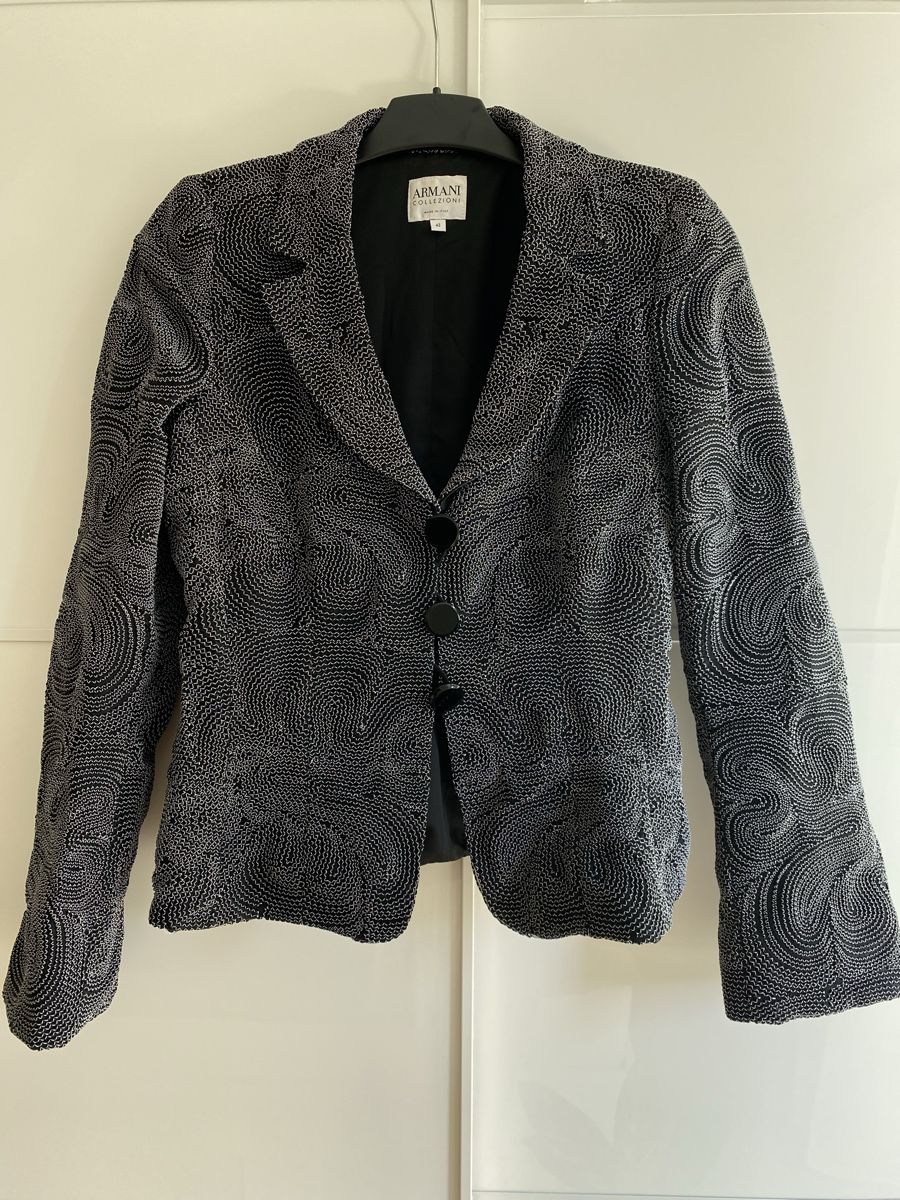 Armani Jacken: Armani Blazer, Grösse 36/38 – Gebraucht aus Winterthur von marisole4