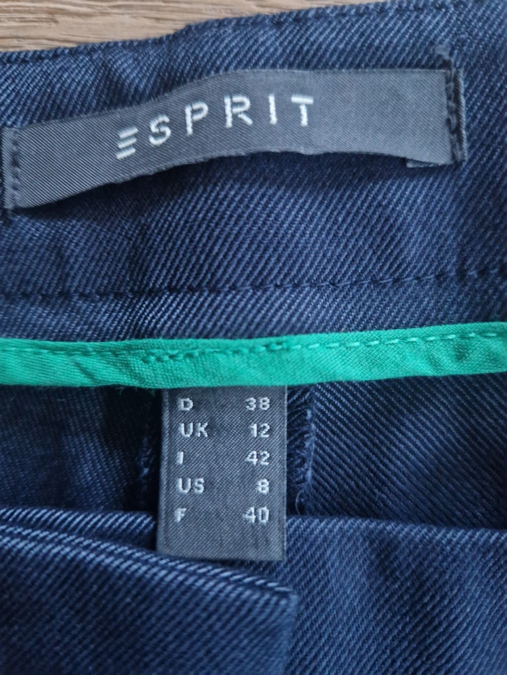 Esprit Anzüge & Kostüme: Anzug Damen Esprit 36/38 – Gebraucht aus St. Gallen von Flames1 9