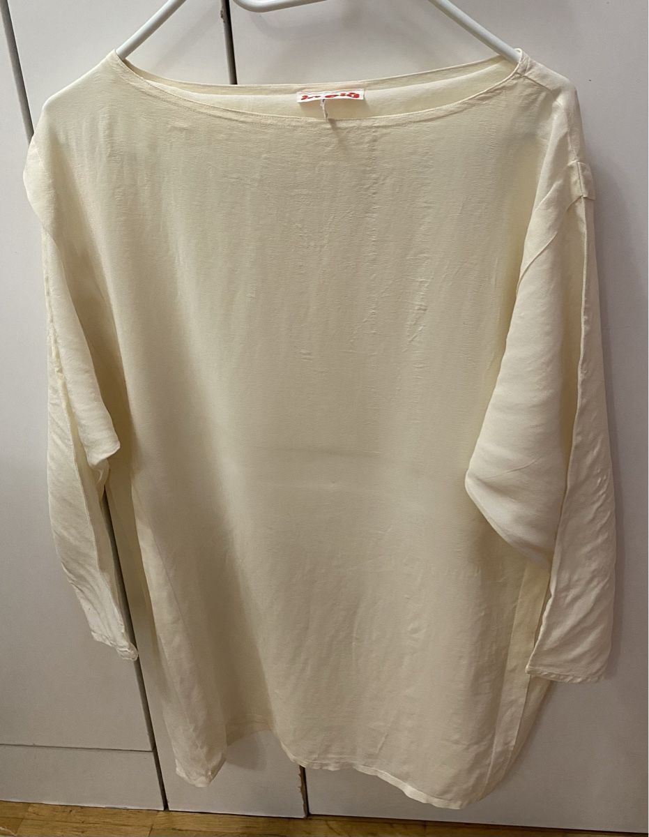 Camicette: 100% Seiden Bluse 🌸 – Usato da Opfikon venduto da Luis144