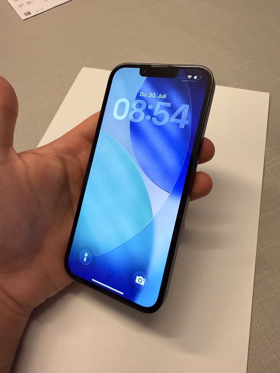 Apple Handys / Smartphones: iPhone 13 128GB Schwarz – Neu (gemäss Beschreibung) aus Neerach von irasan 5