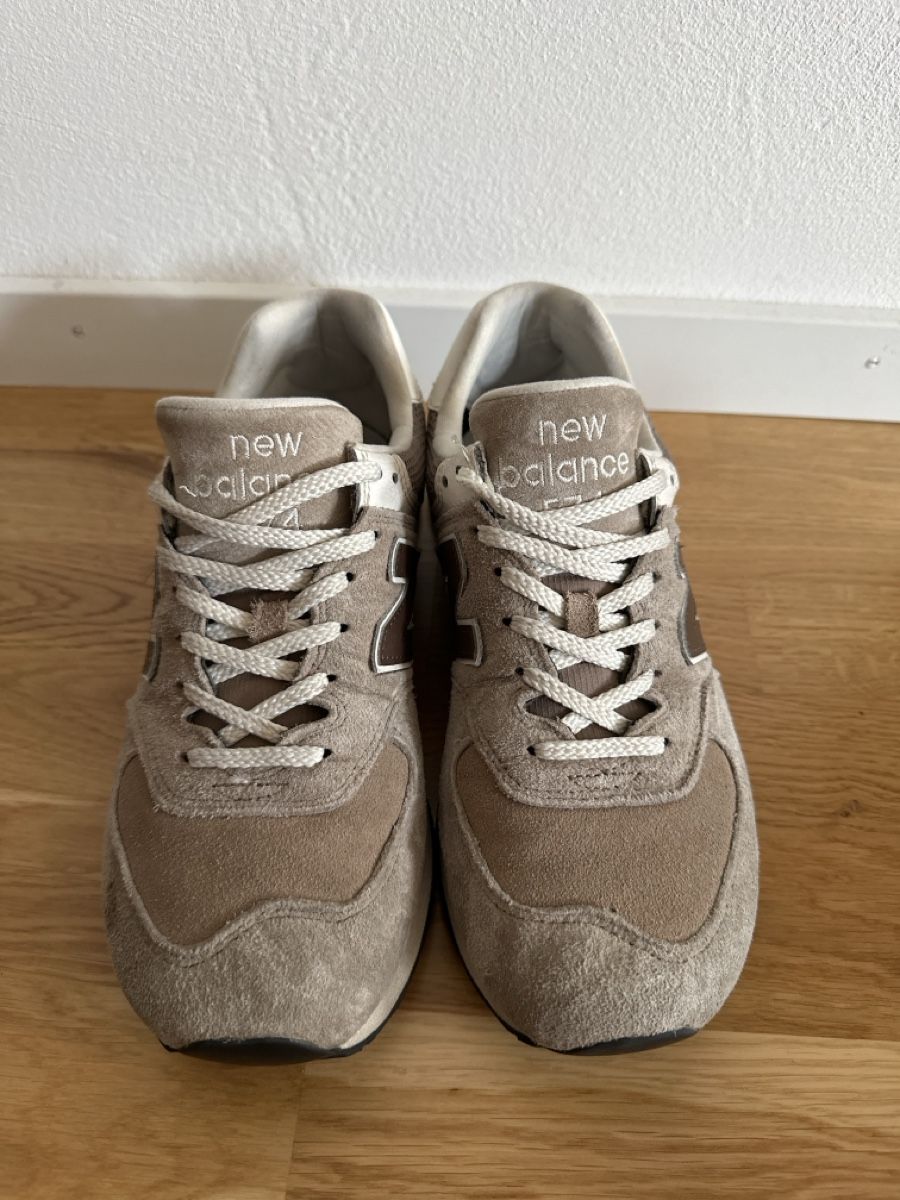 New Balance Scarpe da uomo: New Balance 574 Grösse 42.5 – Usato da Solothurn venduto da cludi95 1