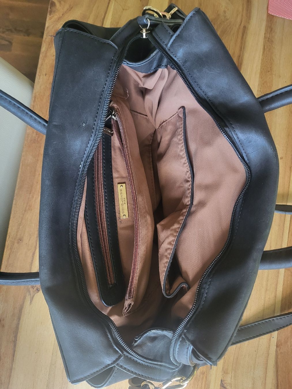 Taschen für Damen: Schwarze Handtasche mit Stil, Sommer-Accessoire – Gebraucht aus Dübendorf von rol_fm6d 5