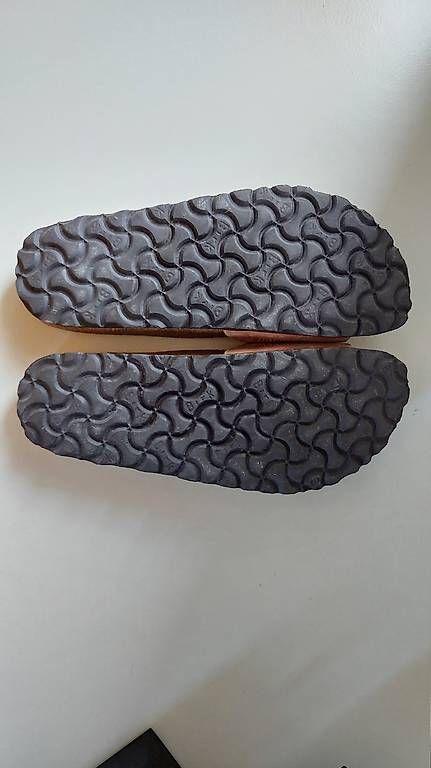 Birkenstock Damenschuhe: Birkenstock Einriemer / Sandalen – Gebraucht aus Schaffhausen von nps 2