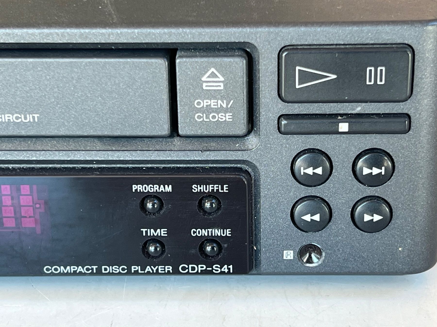 Sony Lettore multimediale & Streamer: Sony CDP-S41 CD Player zu verkaufen – Usato da Gebenstorf venduto da Secondtronik 2