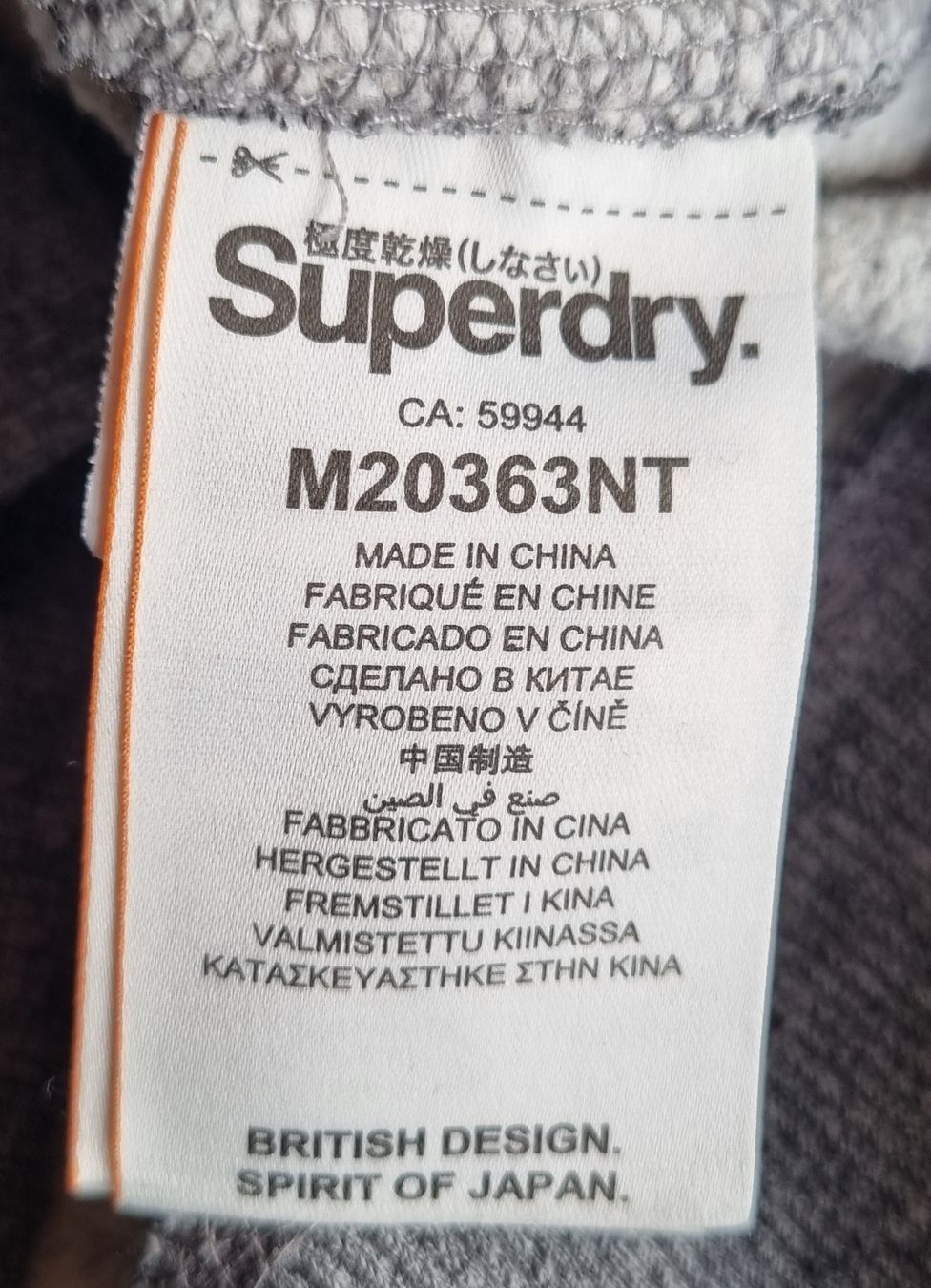 Superdry Maglioni & Felpe: Superdry Hoodie Gr. M – Usato da Tägertschi venduto da Fank111 5