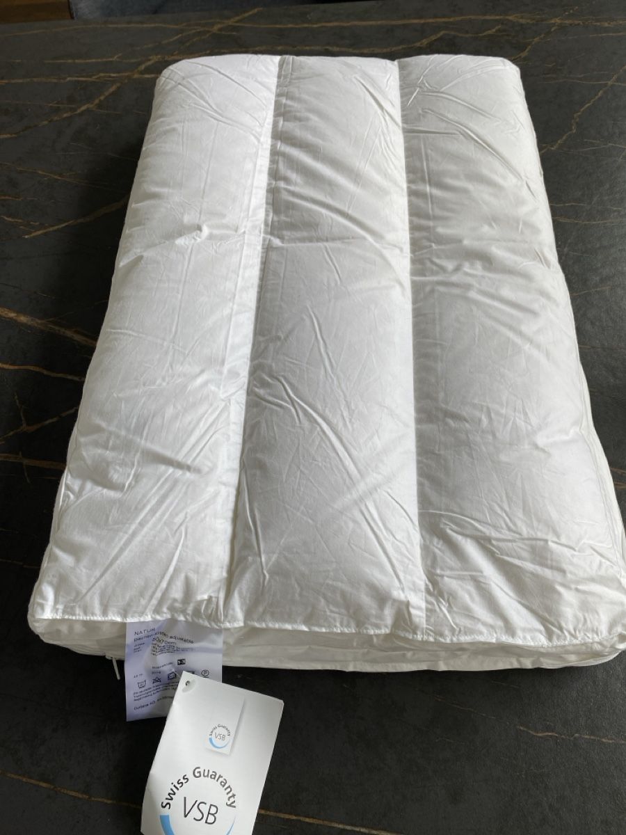 Kissen: Kopfkissen Coronilla von Dorbena – Neu und originalverpackt aus Lyss von Shantishiva 5