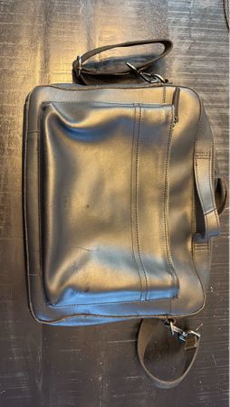 Borsa a Tracolla Businnes in Vera Pelle - Affare d'Oro!
