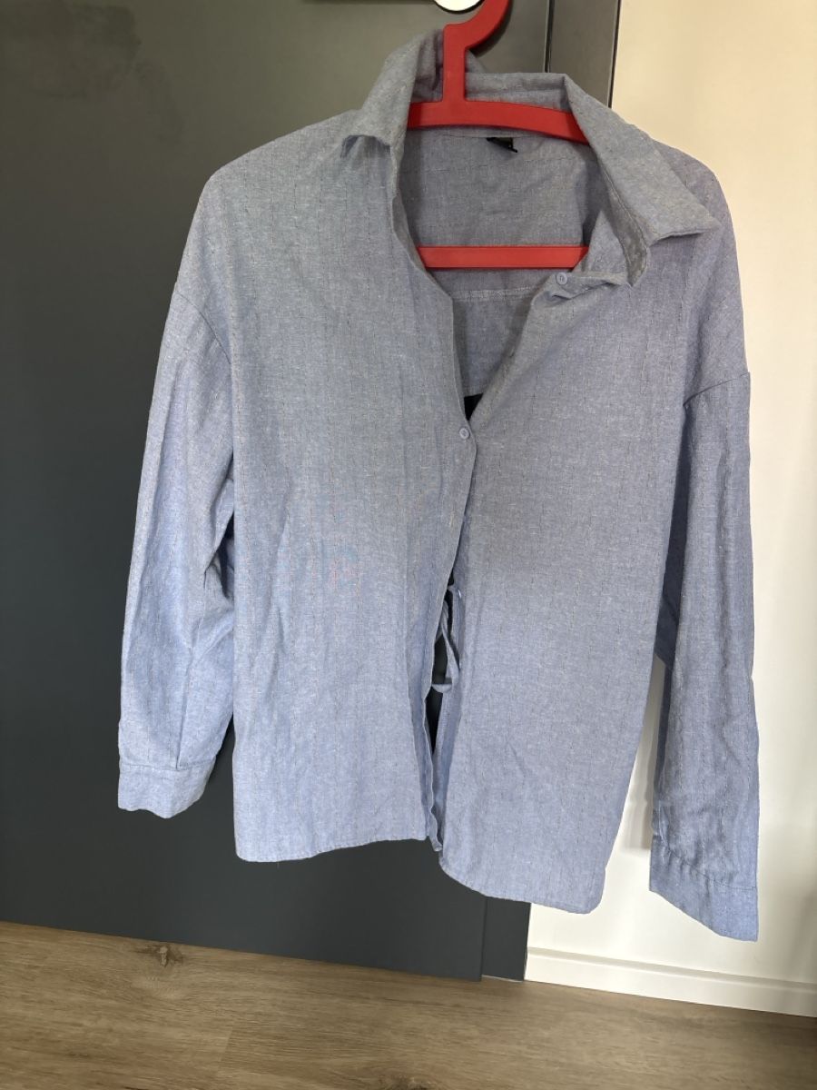 Camicette: Chemise Athiral taille L ouvert dans le dos – Usato da Delémont venduto da Ma_LoU.01