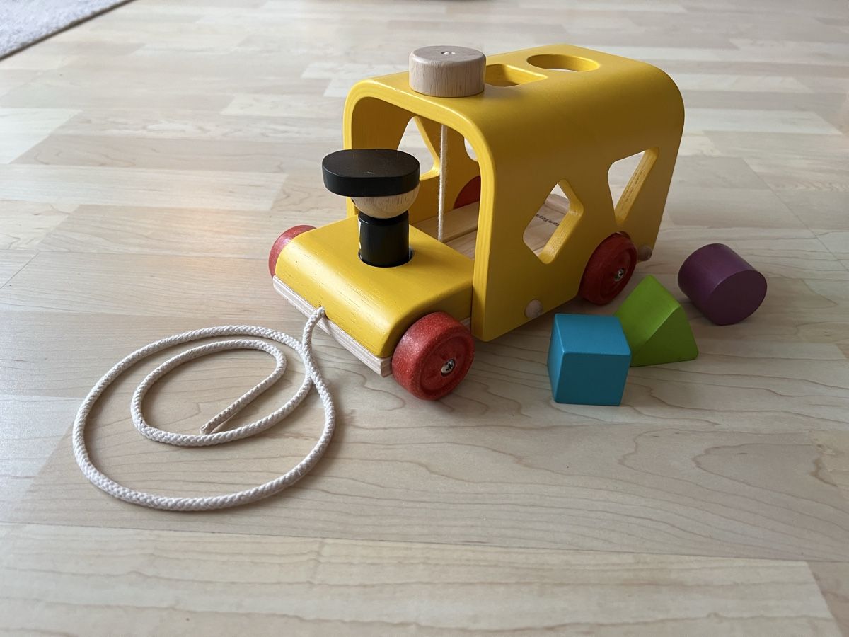 Plantoys Giocattoli: Plan Toys Sortierbus – Usato da Bergdietikon venduto da lua_6f9w 1