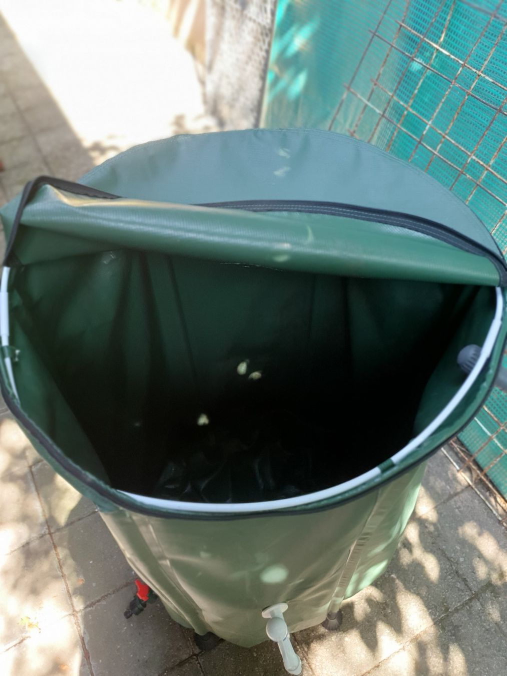 Bewässern & Giessen: Regentonne 250 lt – Gebraucht aus Uetendorf von worhol 1
