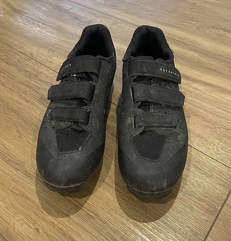 Decathlon Chaussures hommes: Fahrradschuhe – D'occasion à Zizers par sch_cy6y 1