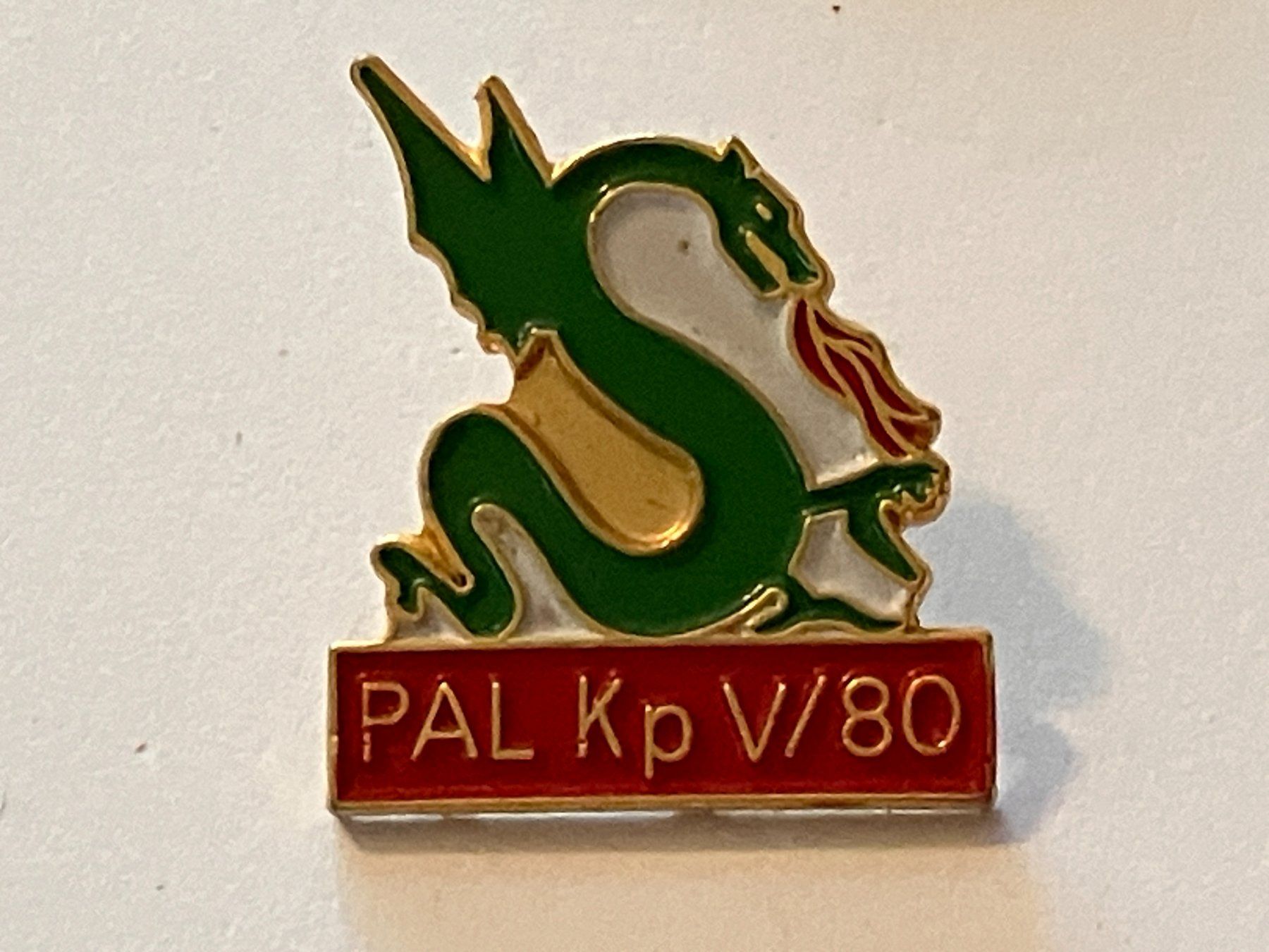Plaketten & Abzeichen: 1 Pin PAL Kp V/80 – Gebraucht aus Basel von djwwpp