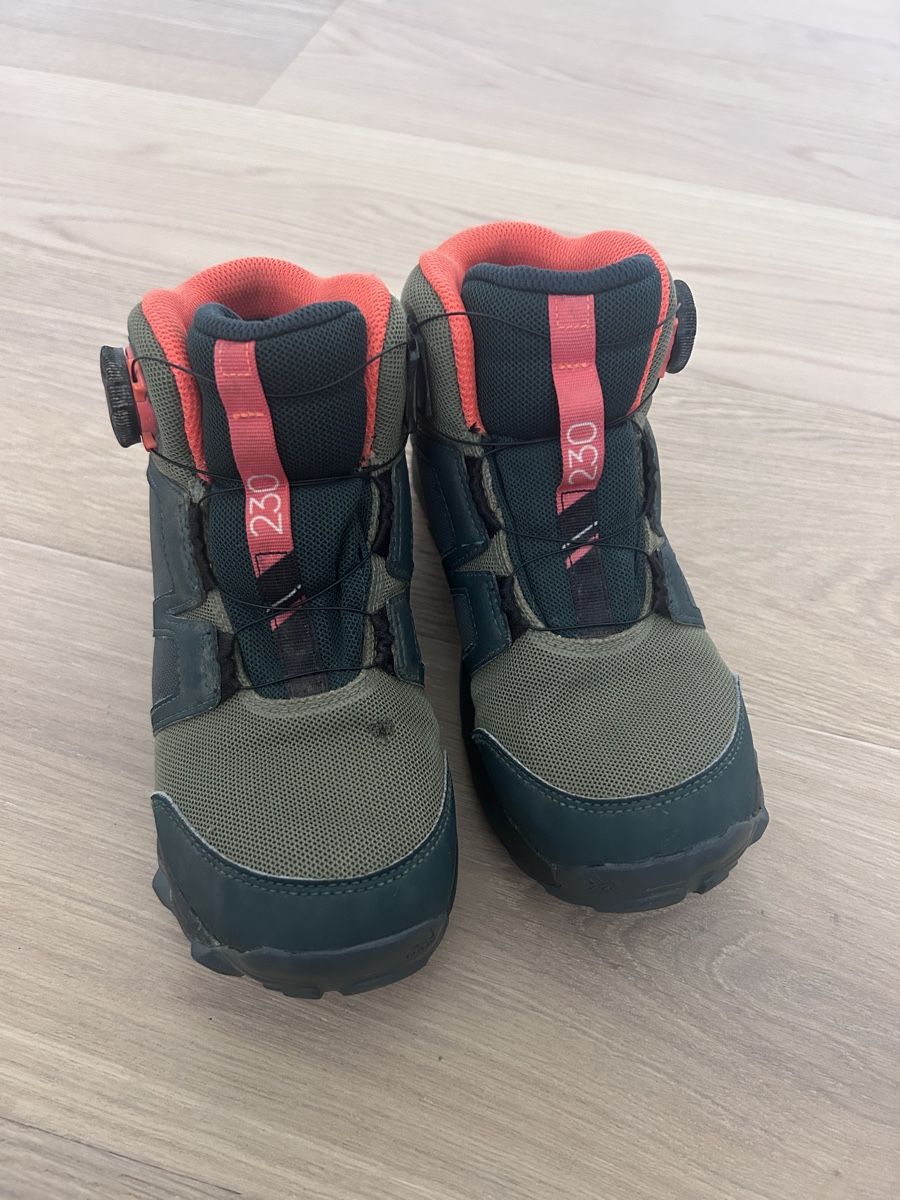 Adidas Scarpe da uomo: Adidas Terrex BOA Gr. 33 1/2 – Usato da Männedorf venduto da Brunei03 2