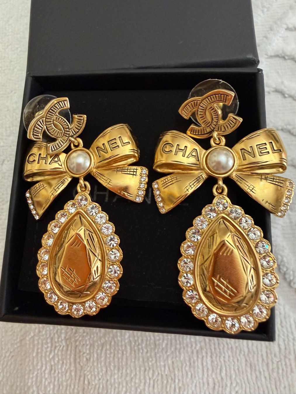 Chanel Ohrringe & -stecker: Chanel originali orecchini – Gebraucht aus lugano von rob_g7hc 1