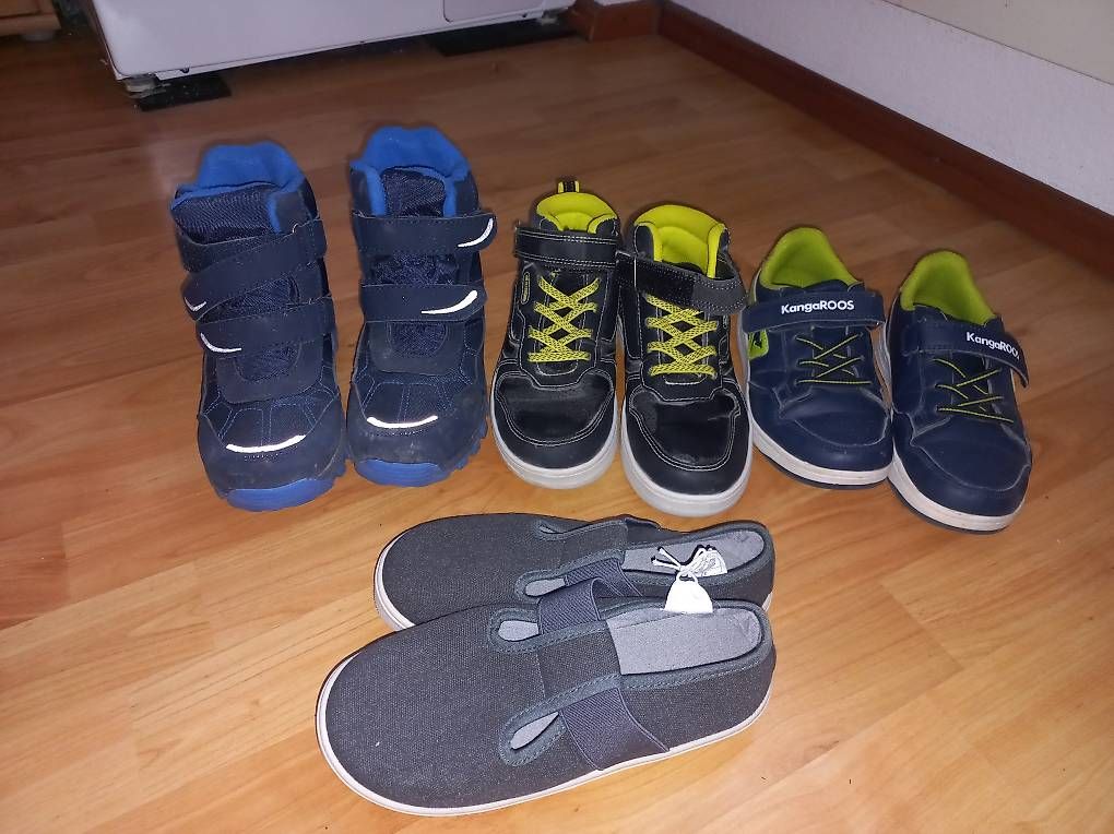 Scarpe per ragazzi: Kinder Schuhe – Usato da Kreuzlingen venduto da Stuhlgang