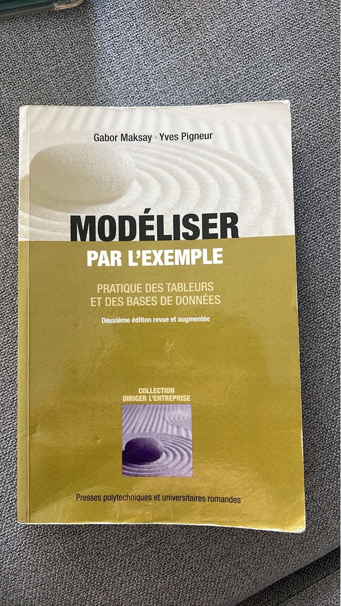 Livres: Modéliser par l'exemple book 2nd edition – D'occasion à Locarno par poz_yy92