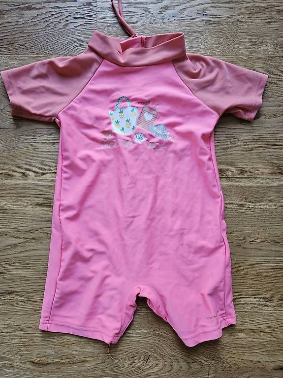 Costumi da bagno & Bikini: Badeanzug Mädchen Gr 68 – Usato da Elgg venduto da soleo509