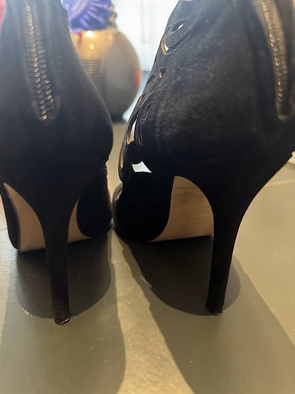 Karen Millen Scarpe da donna: Karen Millen Heels – Usato da Zürich venduto da danamihaela12 2