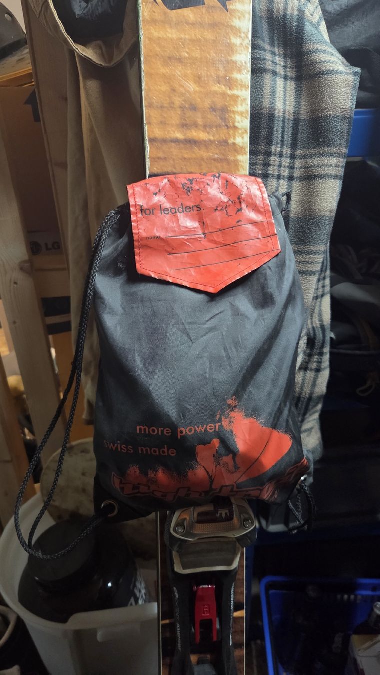 Sci: Freeride Ski inkl Laufbindung und Fellen – Usato da Seewis Dorf venduto da ChrigiG 1