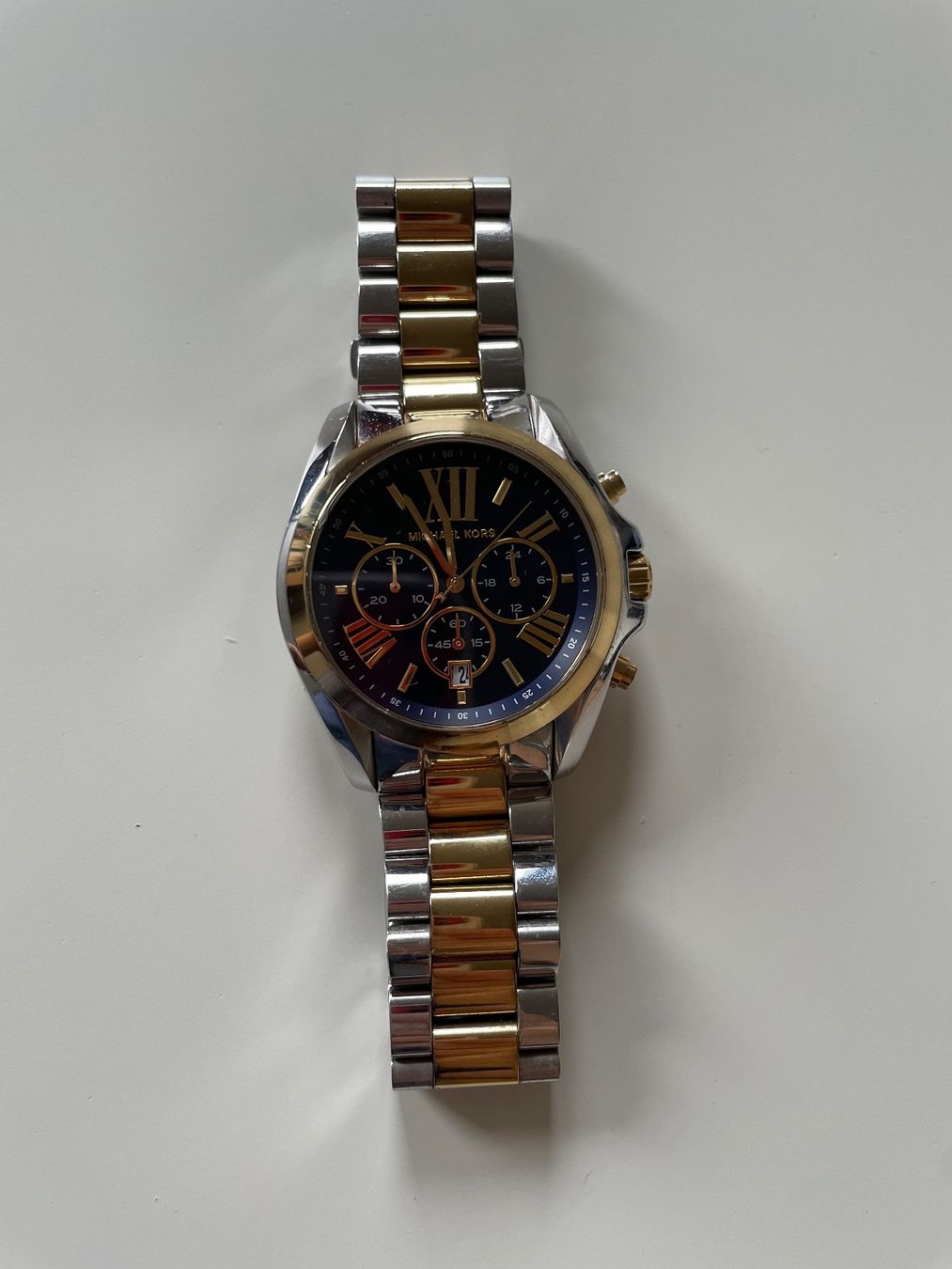 Michael Kors Uhren: Michael Kors Oversized Bradshaw Watch – Gebraucht aus Dübendorf von VSAngel 3