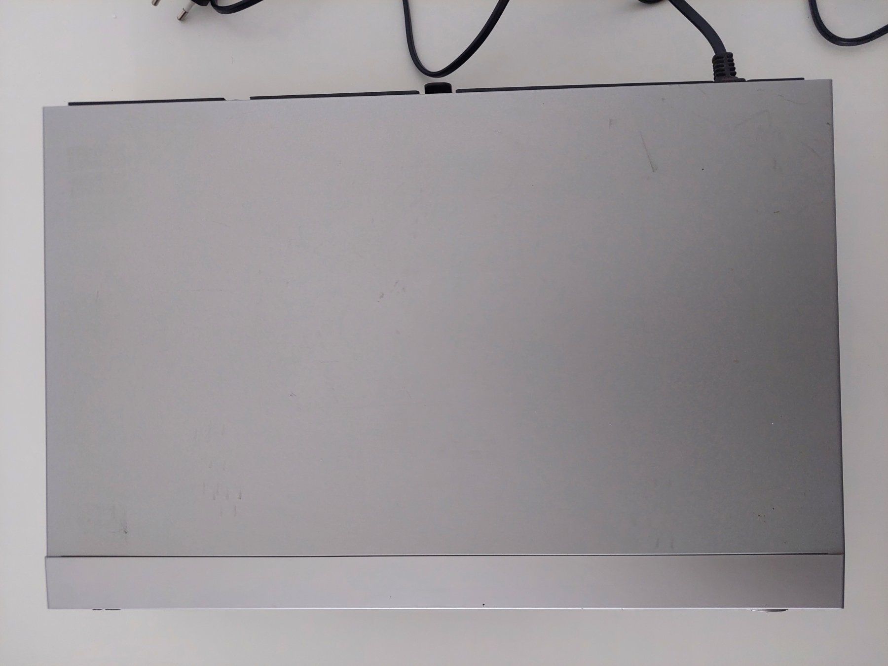 JVC Registratori: Videorekorder JVC HR-S7960, VHS – Usato da St.Gallen venduto da Tamal0204 6