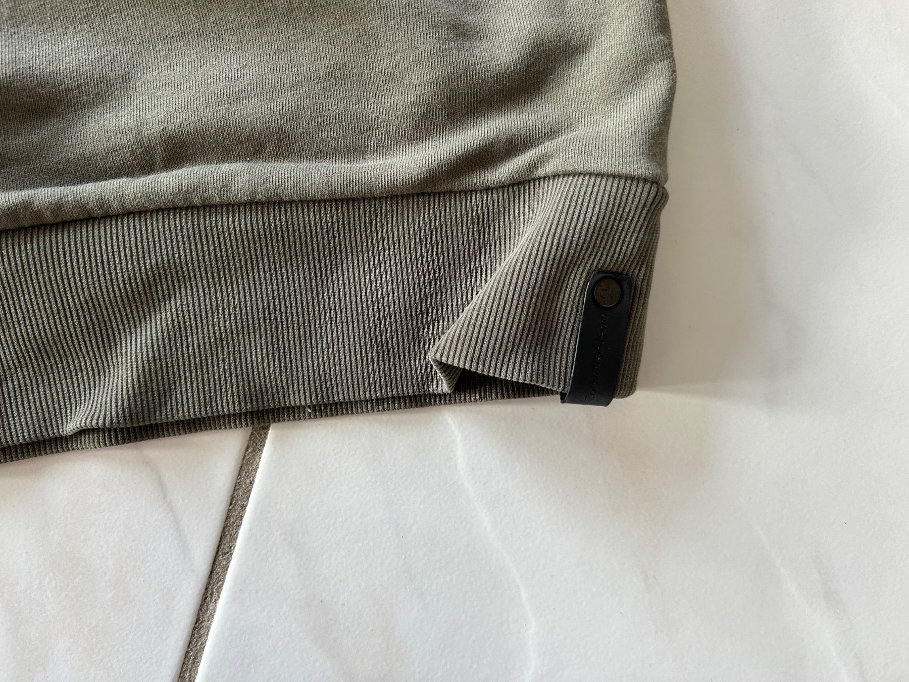 Maglioni & Felpe: Calvin Klein Pullover Grösse S – Usato da Gutenswil venduto da walker60 3