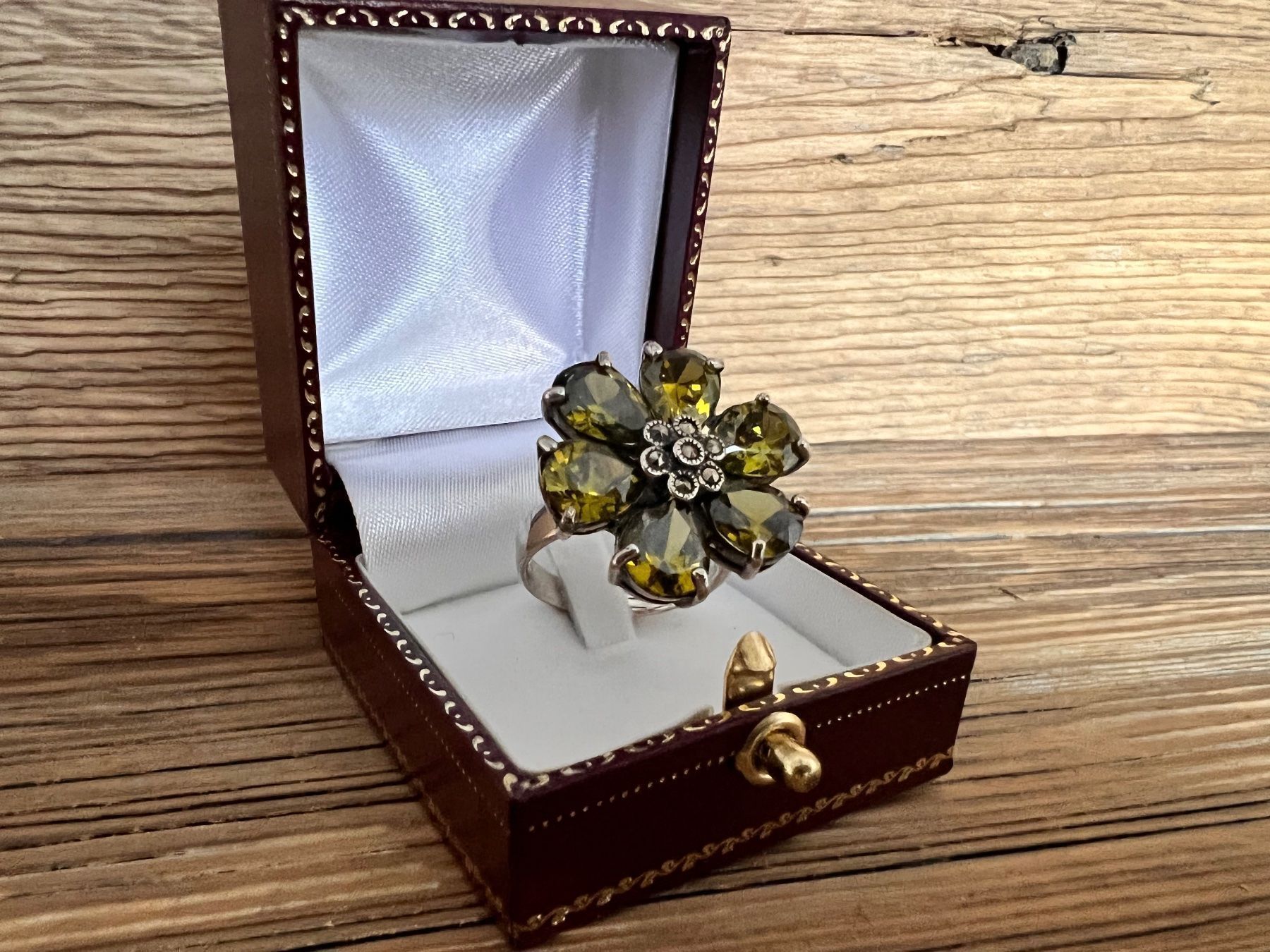 Anelli: mega Ring opulent Blume Peridot Steine 925 Silber Grösse 55 – Nuovo (secondo la descrizione) da Bern venduto da Jiffy