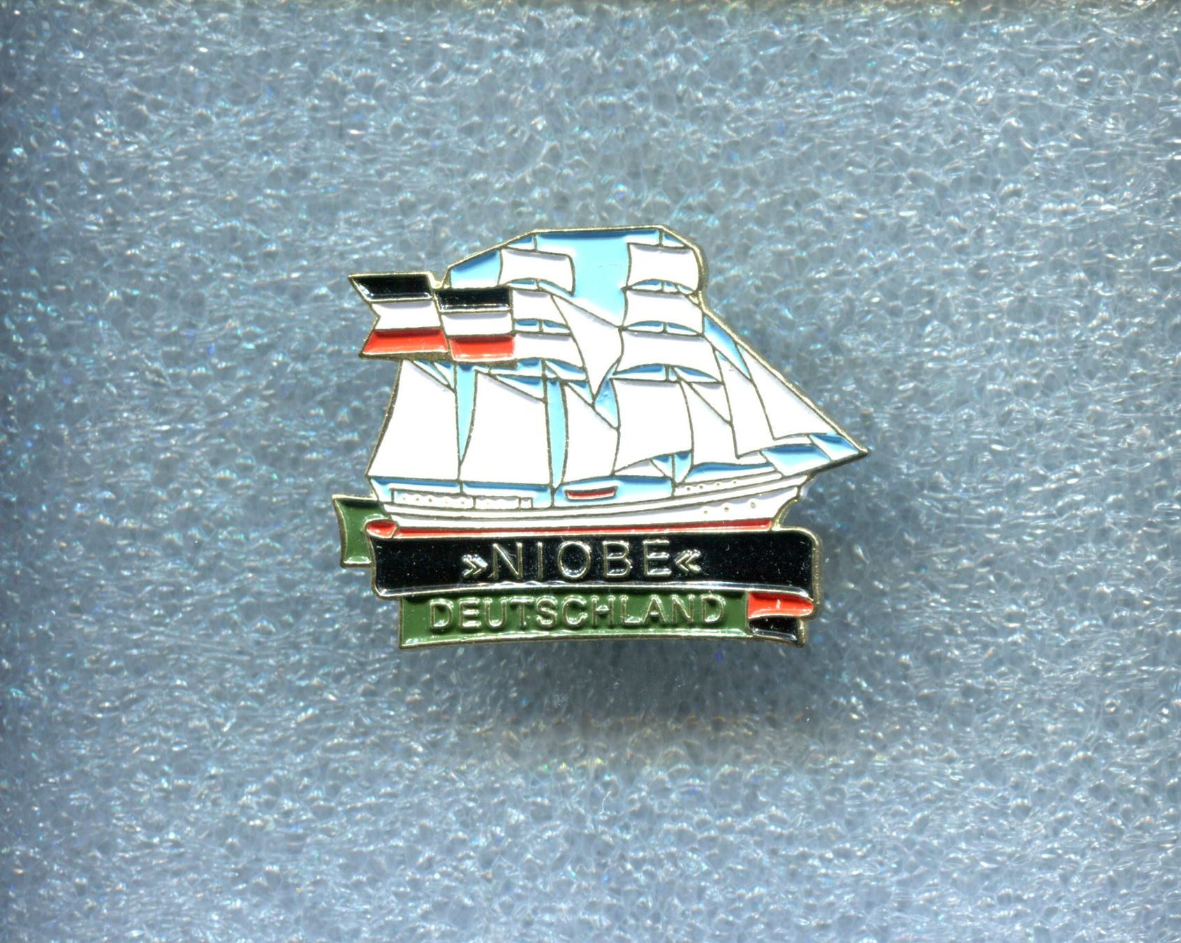 Plaketten & Abzeichen: Segelschiff  NIOBE  Deutschland – Gebraucht aus Winterthur von Sammleroase