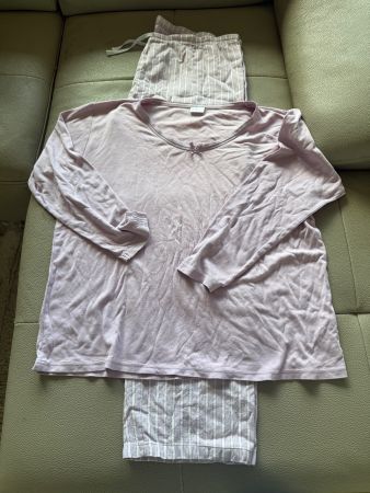 Damen Pyjama, rosa-gestreift, Grösse 44/46