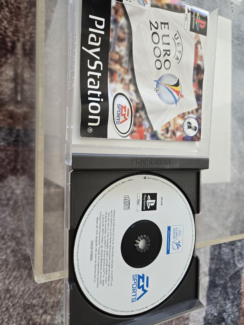 Giochi: Euro 2000 PS1 – Usato da Bussigny venduto da Kfdlt 2