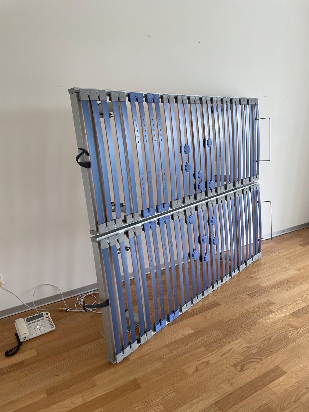 Interio Betten: Doppelbett von Interio – Gebraucht aus Bretzwil von neuguinea 6