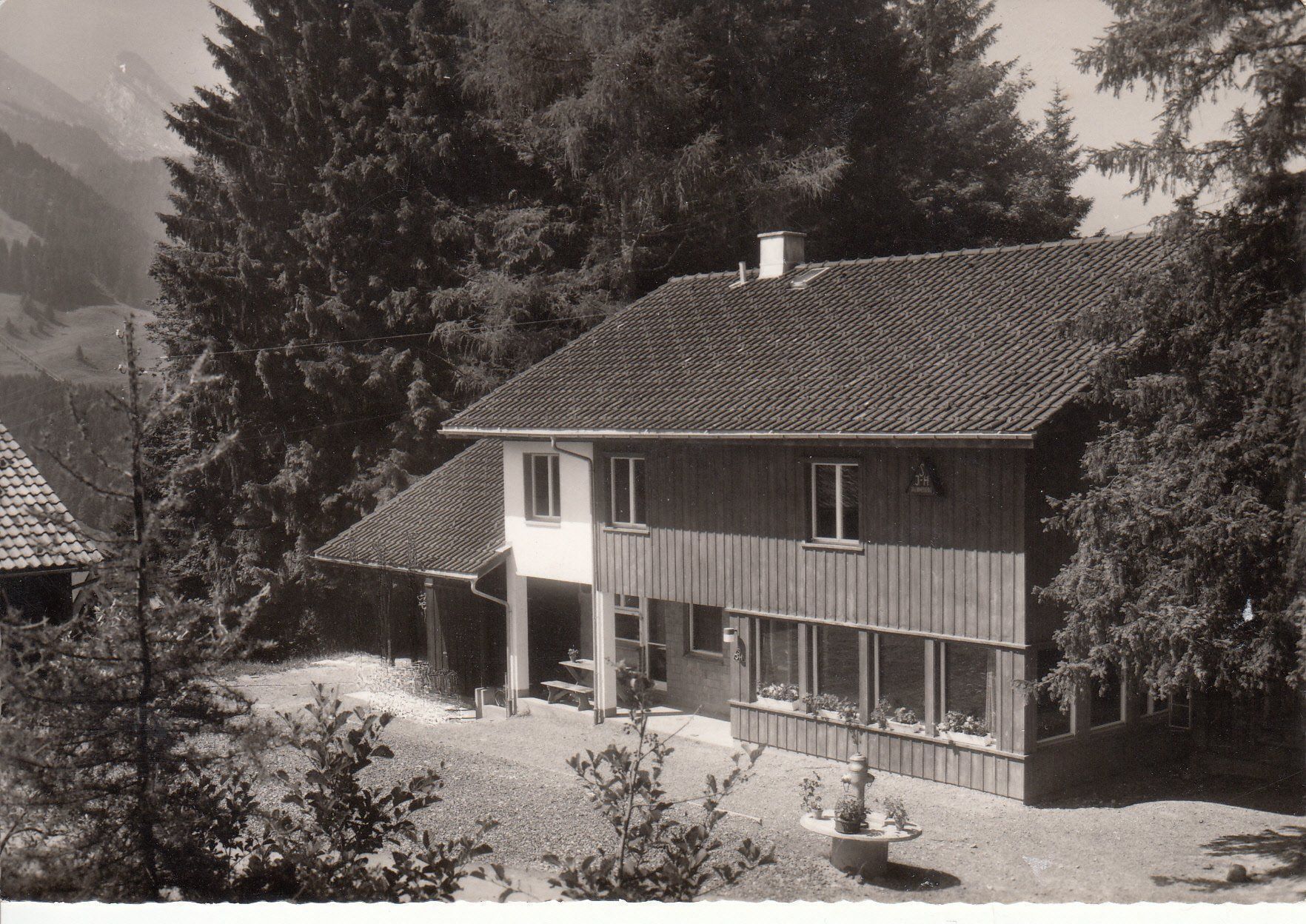 Cartoline postali: Unterwasser SJH 1970 – Usato da Bürglen TG venduto da StampGraf