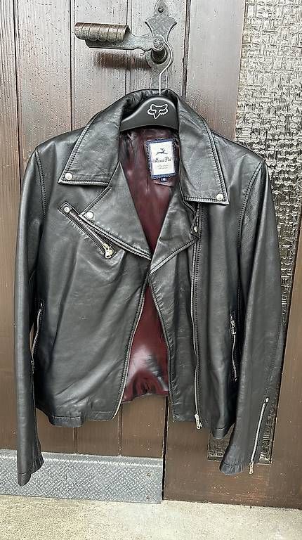 Jacken: Lederjacke – Gebraucht aus Veltheim AG von KimiSinger