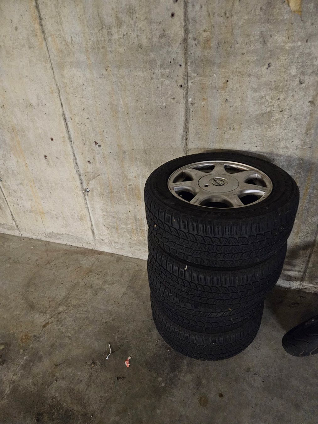 Pneumatici & Ruote complete: Originale Opel Omega Reifen – Usato da Lyss venduto da Gremli 1
