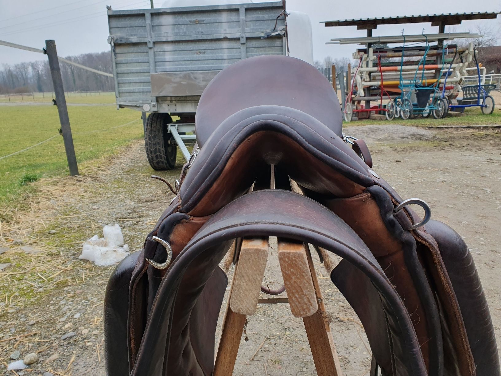 Selle & Accessori: Worker Sattel – Usato da Aarau-Rohr venduto da Goja6 4