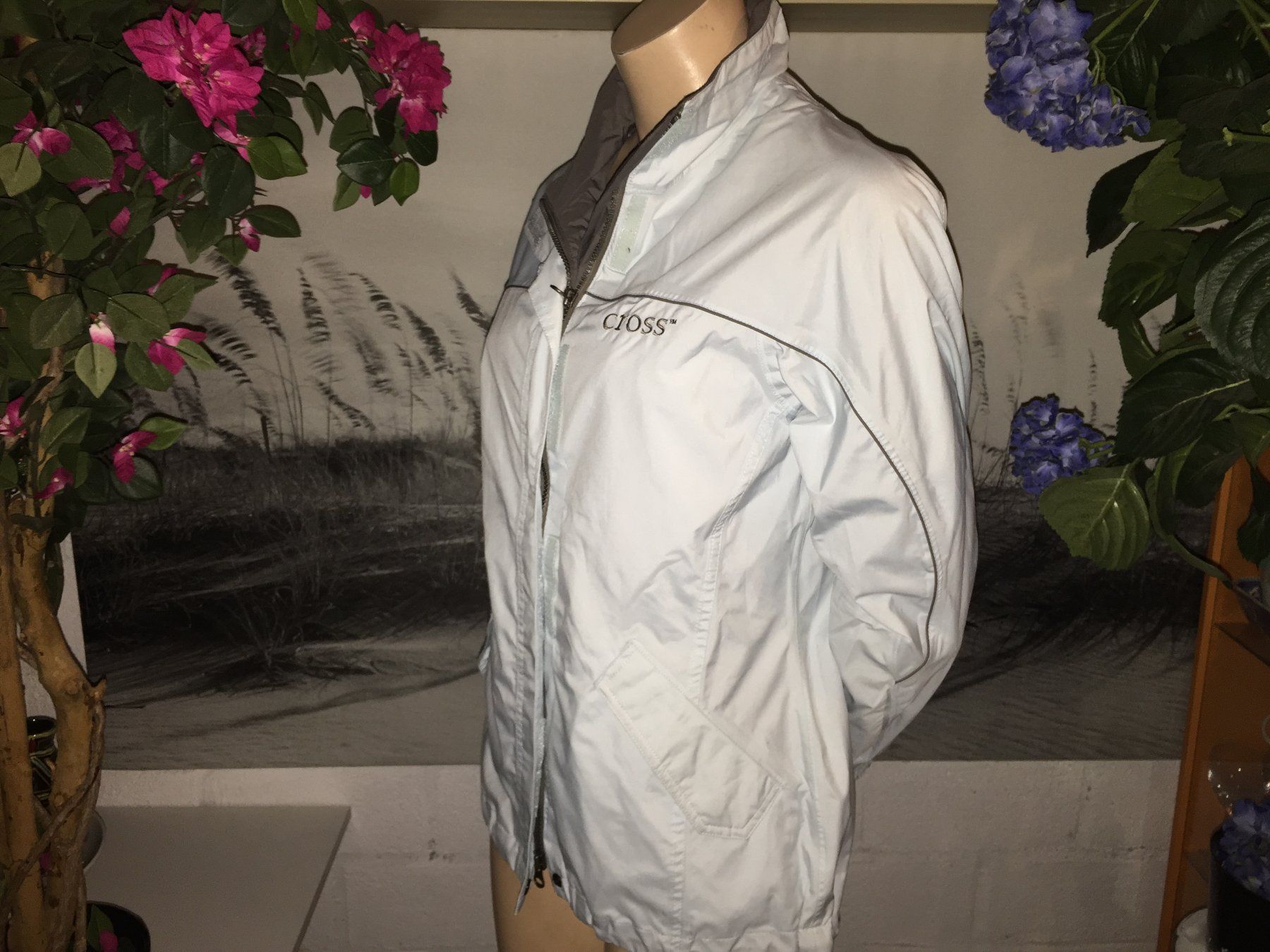 Giacche: Veste / Jacke CROSS    Taille / Grosse 38 – Usato da Cossonay-ville venduto da Super-Price-Quality 2