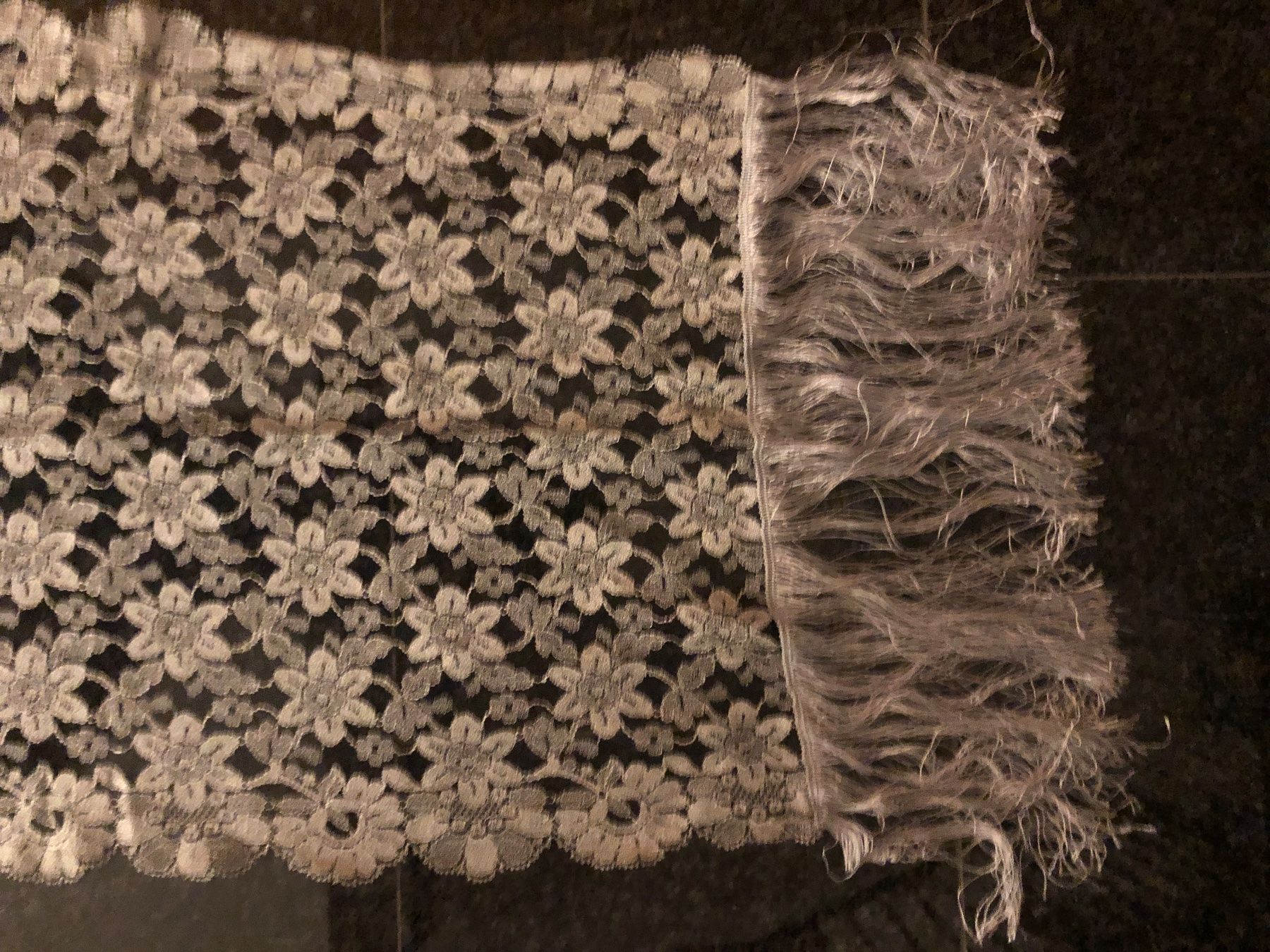Foulards & écharpes: Spitzenschal hellgrau – D'occasion à Wettswil par haddy91 3