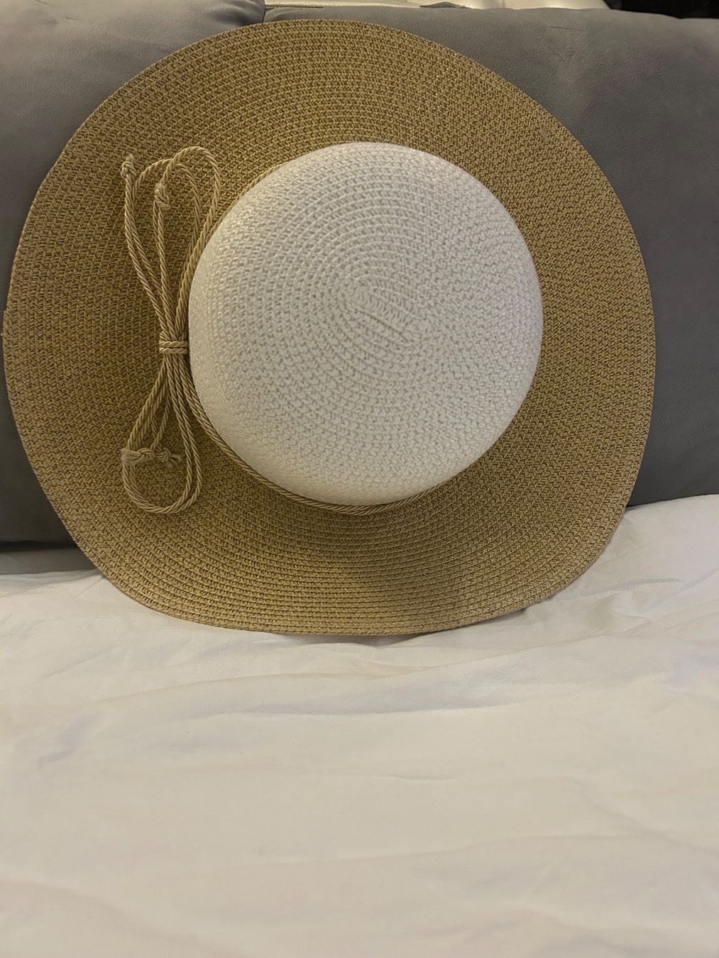 Copricapi, berretti & cappellini: Sombrero 2Farbig(Sommerhut) – Nuovo (secondo la descrizione) da Zürich venduto da Yvo619 1