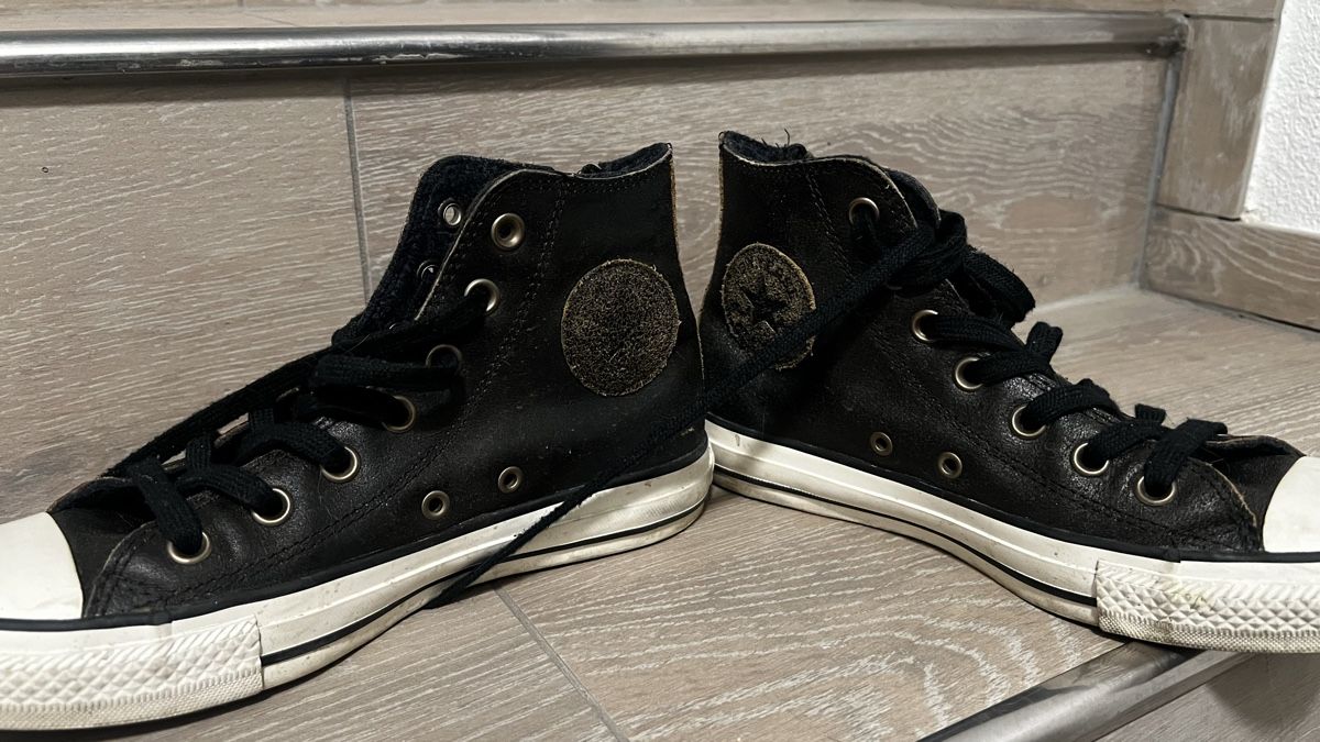 Converse Damenschuhe: Leather Converse All Star, Side Zip 37 – Gebraucht aus Gebenstorf von D0minika 1