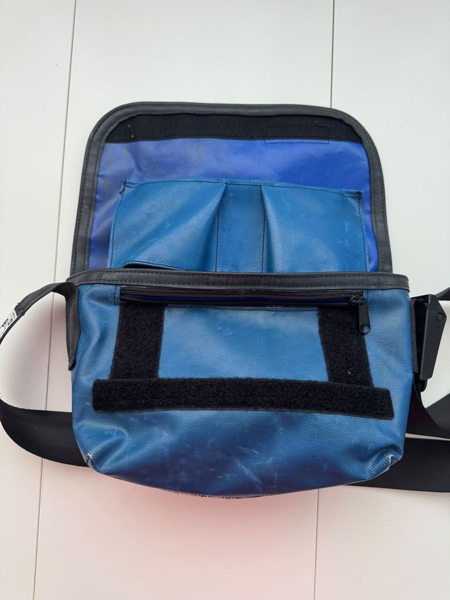 Freitag Taschen: Freitag sacoche bleu beige  – Gebraucht aus Brügg BE von haj_9zhk 9