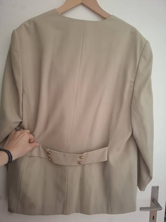 Jacken: Blazer pastellgrün Gr. 48 – Gebraucht aus Zürich von sil_2yhh 1