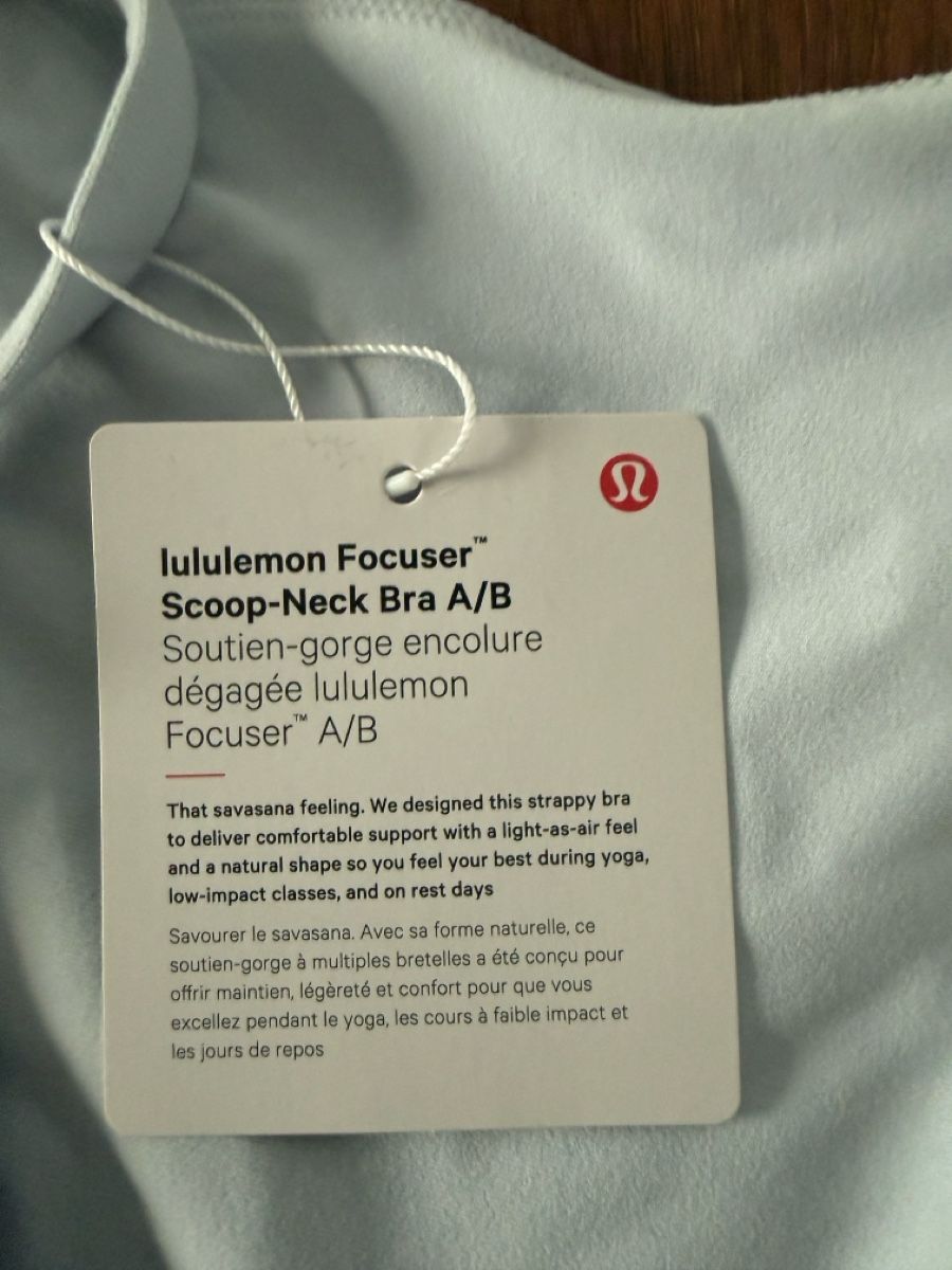 Lululemon Kleiderpakete: Lululemon set hellblau 28“ A/B – Neu und originalverpackt aus Zürich von CarouT 4