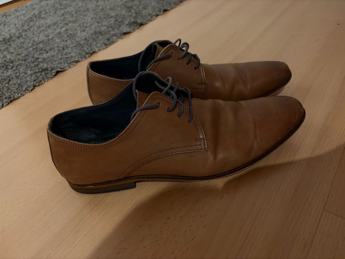 Herrenschuhe: Braune Lederschuhe Grösse 43 – Gebraucht aus Kreuzlingen von yve_h2db 1