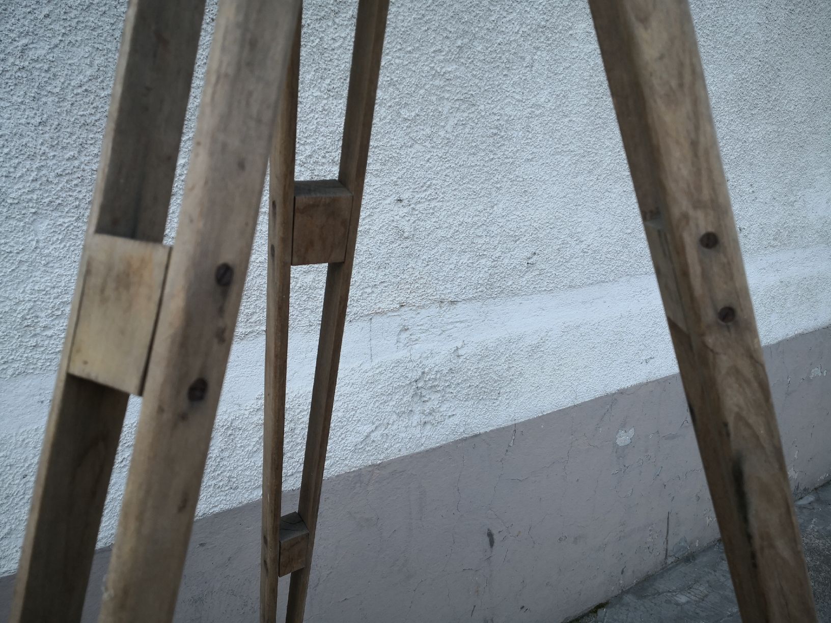 Altro in Decorazioni & Accessori: Antikes Dreibein Stativ – Usato da Melchnau venduto da Asmodeus 3