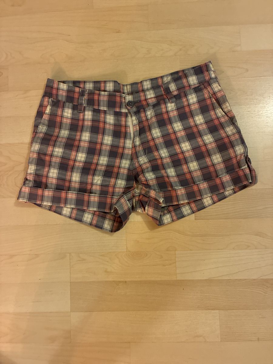 Pantaloni: Shorts M – Usato da Küssnacht am Rigi venduto da Anacerna