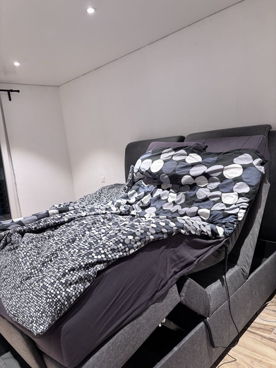 Betten: Boxspringbett mit elektrischer Verstellung  – Gebraucht aus Ulisbach von C_Herzog 6